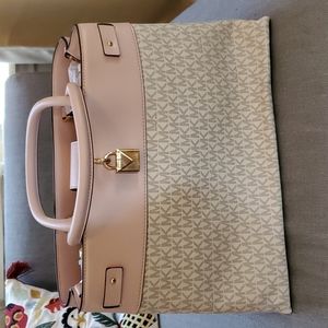 Michael Kors shoulder bag